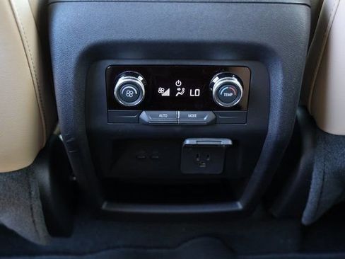 New 2026 Buick Enclave Preferred w/ Power Package image 27