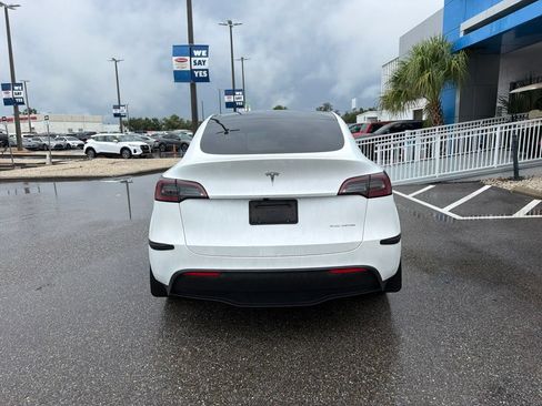 Used 2024 Tesla Model Y Long Range AWD/4WD image 6