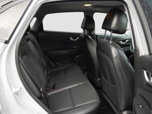 Used 2023 Hyundai Kona Limited image 16