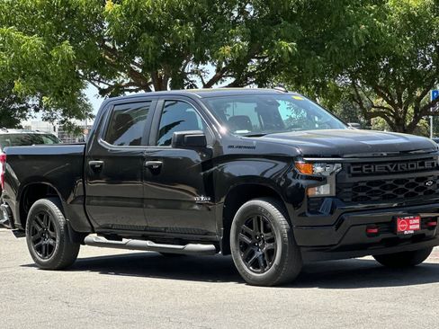 Used 2022 Chevrolet Silverado 1500 Custom w/ Rally Edition RWD image 10