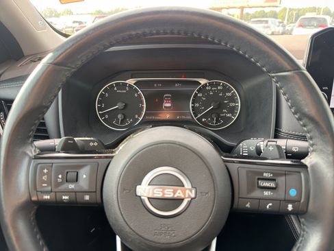 Used 2023 Nissan Rogue SL w/ SL Premium Package AWD/4WD image 31