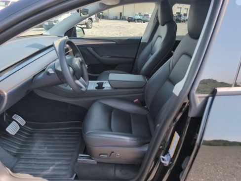 Used 2023 Tesla Model Y Long Range AWD/4WD image 15