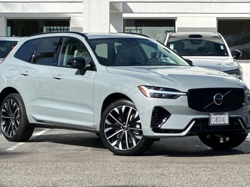 New 2026 Volvo XC60 T8 Ultra w/ Protection Package Premier image 2