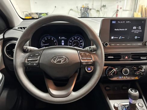 Used 2023 Hyundai Kona SEL w/ Cargo Package AWD/4WD image 11