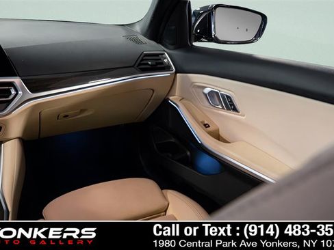 Used 2021 BMW 330e w/ Convenience Package RWD image 31