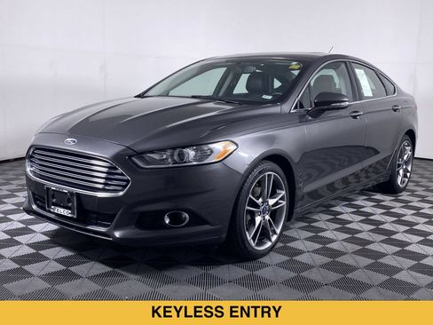 Used 2016 Ford Fusion Titanium FWD image 17