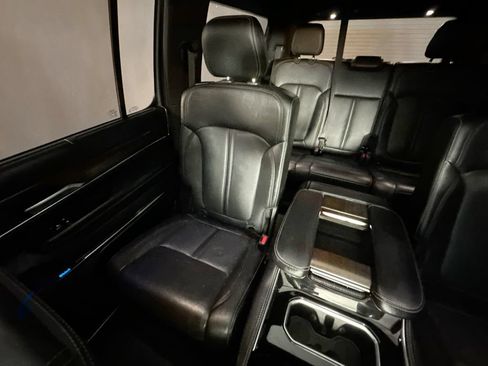 Used 2023 Jeep Grand Wagoneer 4WD w/ Convenience Group III image 12
