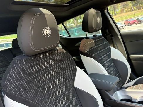New 2026 Alfa Romeo Tonale w/ Active Assist Package AWD/4WD image 39