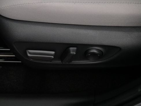 Certified 2025 Toyota RAV4 XLE AWD/4WD image 20