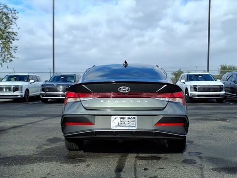 New 2026 Hyundai Elantra Sport image 5