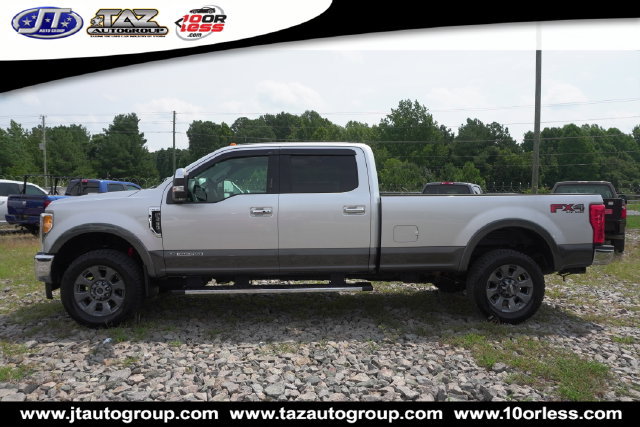 Used 2017 Ford F350 Lariat w/ Lariat Ultimate Package AWD/4WD image 4