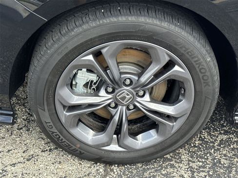Used 2025 Honda Accord EX-L image 11