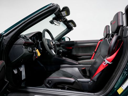 Used 2023 Porsche 718 Boxster Spyder image 23