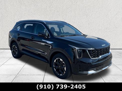 New 2026 Kia Sorento S image 1