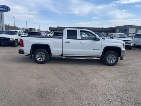 Used 2016 GMC Sierra 1500 4x4 Double Cab w/ Sierra Convenience Package image 8
