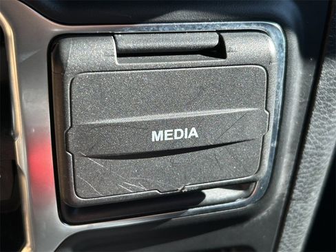 Used 2023 Jeep Wrangler Unlimited Sahara w/ Cold Weather Group image 34