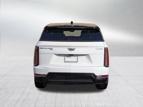 Used 2025 Cadillac Escalade IQ Sport 2 AWD/4WD image 6
