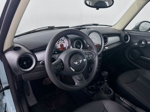 Used 2013 MINI Cooper Hardtop image 9