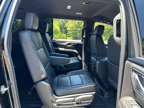 Used 2024 Chevrolet Suburban RST w/ Luxury Package RWD image 53