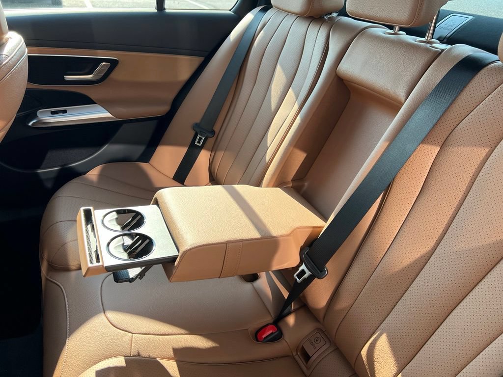 New 2027 Mercedes-Benz E 350 4MATIC Sedan image 30