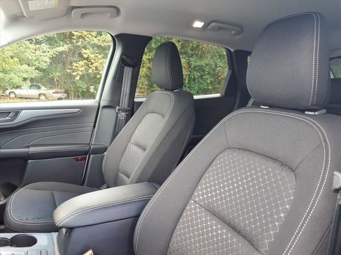New 2025 Ford Escape Active image 18