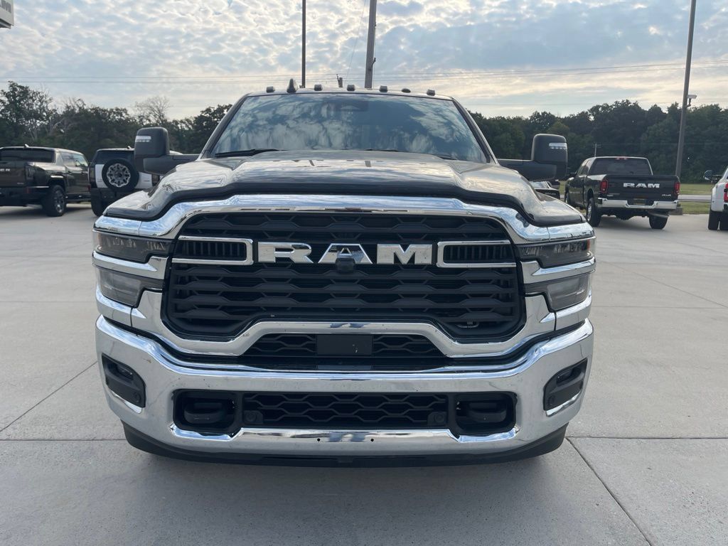 Used 2026 RAM 3500 Big Horn AWD/4WD image 2