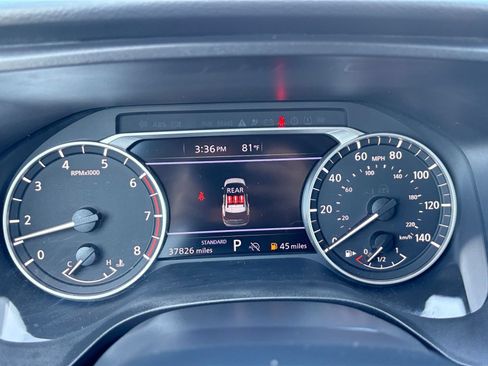 Used 2025 Nissan Rogue SV FWD image 42