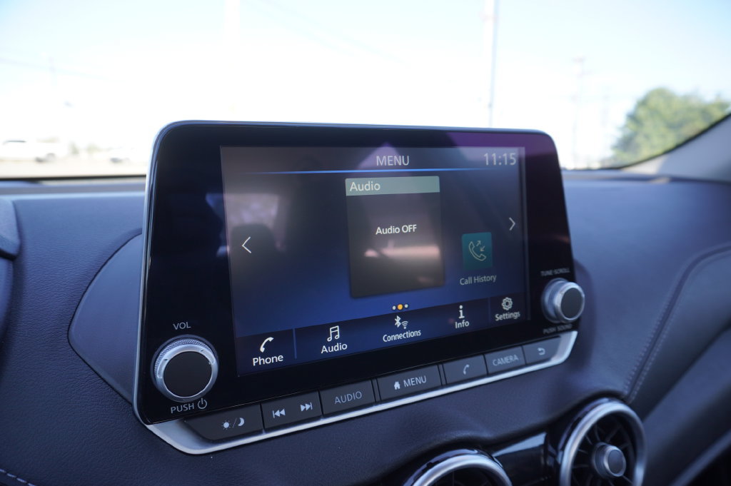 Used 2024 Nissan Sentra SV FWD image 16