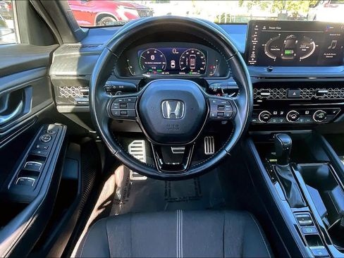 Used 2025 Honda Accord Sport image 5