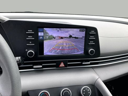 Used 2026 Hyundai Elantra SE FWD image 26