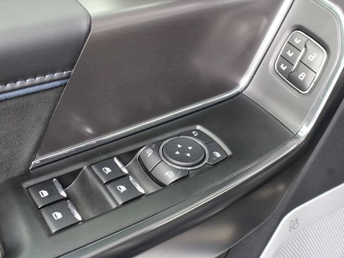 Used 2025 Ford F150 Platinum AWD/4WD image 82