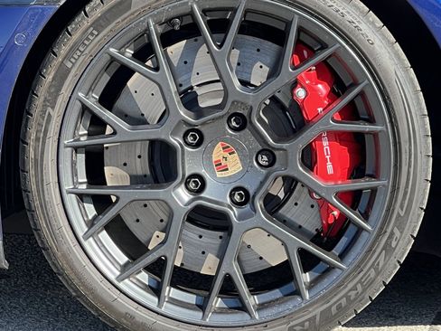 Certified 2025 Porsche 911 Targa 4 GTS image 17