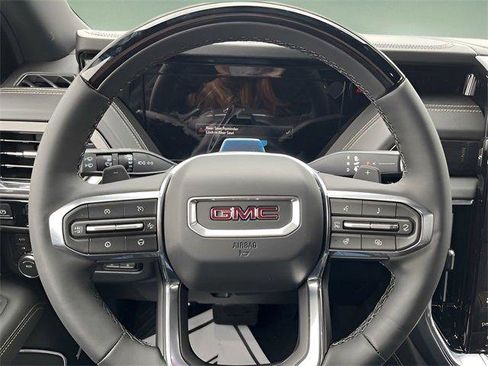 New 2026 GMC Yukon Elevation image 15