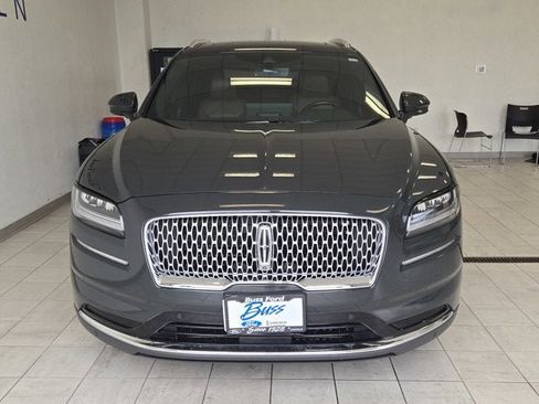 Used 2022 Lincoln Nautilus Reserve w/ Equipment Group 201A AWD/4WD image 2