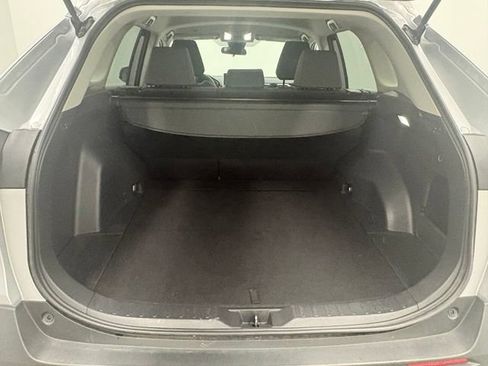 Used 2025 Toyota RAV4 XLE FWD image 8