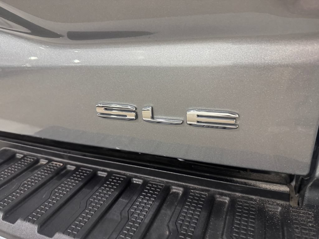 Used 2024 GMC Sierra 1500 SLE AWD/4WD image 34