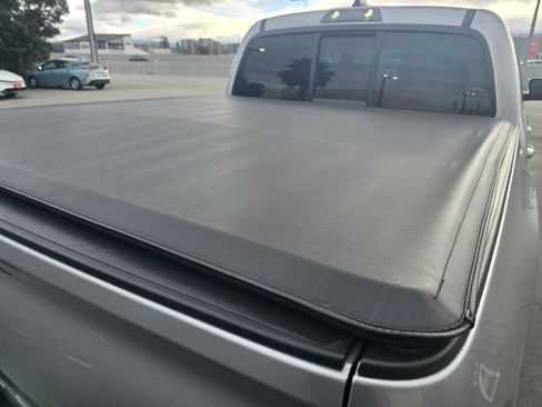 Used 2022 Toyota Tacoma SR image 16