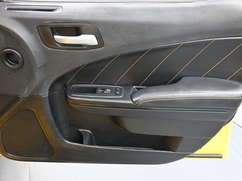 Used 2017 Dodge Charger R/T RWD image 34