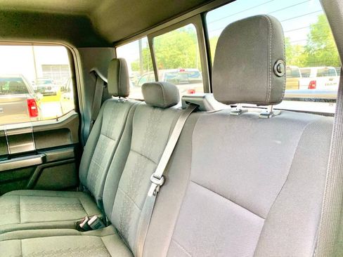 Used 2019 Ford F150 XLT w/ Equipment Group 302A Luxury AWD/4WD image 19