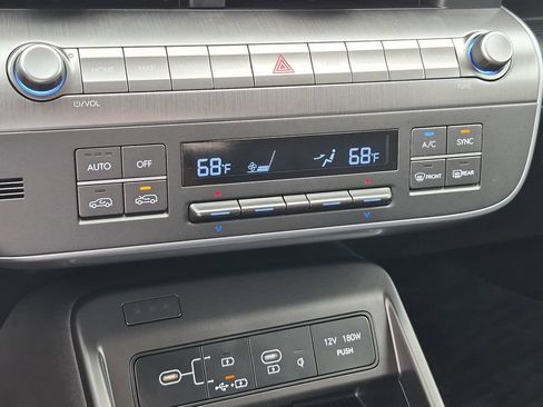 Certified 2024 Hyundai Kona Limited AWD/4WD image 23