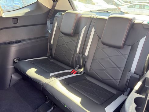New 2026 Volkswagen Atlas Peak Edition AWD/4WD image 31