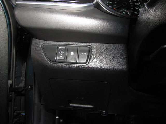 Used 2023 Genesis G70 2.0T RWD image 31