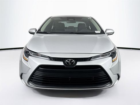 Certified 2023 Toyota Corolla LE FWD image 8