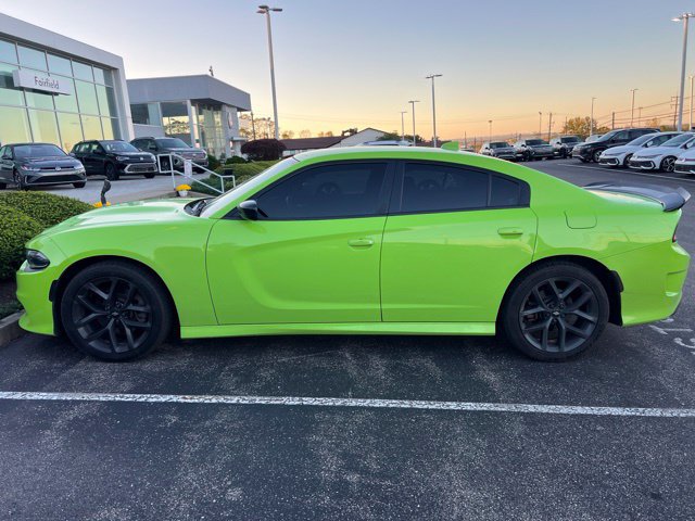 Used 2019 Dodge Charger R/T w/ Blacktop Package RWD image 2