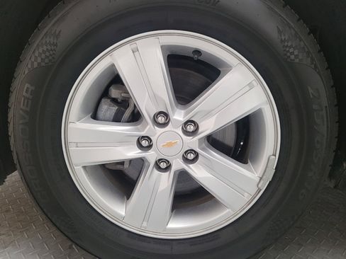 Used 2020 Chevrolet Trax LS w/ Tint and Cruise Package FWD image 31