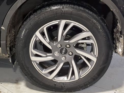 Used 2023 Lincoln Corsair AWD w/ Equipment Group 101A image 27