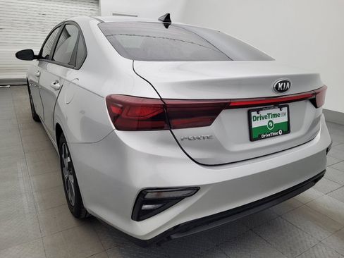 Used 2020 Kia Forte LXS FWD image 5