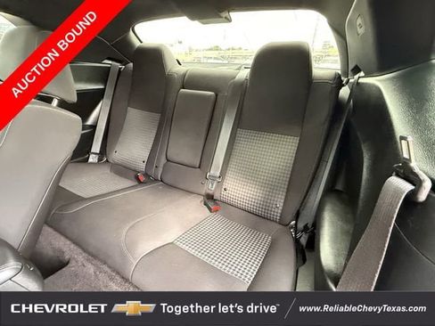 Used 2018 Dodge Challenger R/T Scat Pack RWD image 28