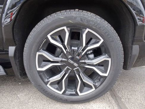 New 2025 GMC Sierra EV Denali AWD/4WD image 23