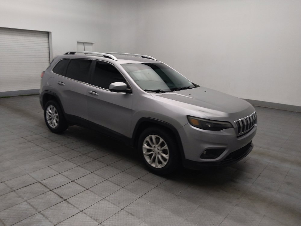 Used 2019 Jeep Cherokee Latitude w/ Popular Appearance Group FWD image 11